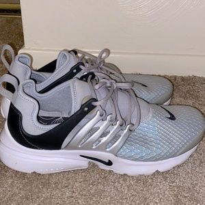 Nike prestos women